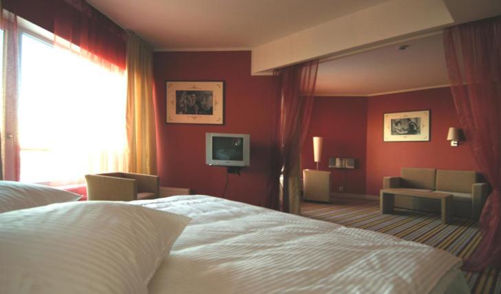 Georg Ots Spa Hotel Kuressaare Phòng bức ảnh