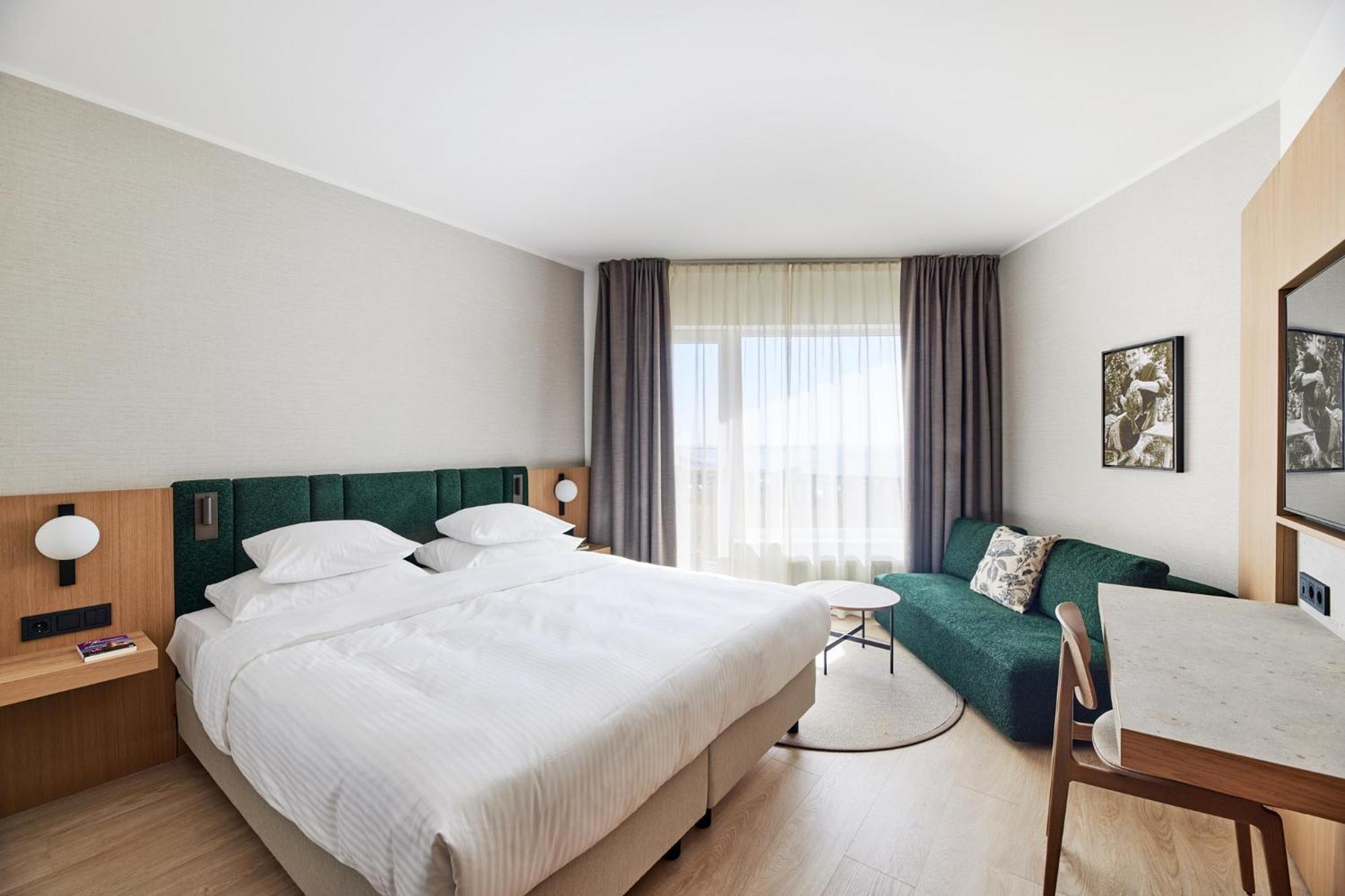 Georg Ots Spa Hotel Kuressaare Ngoại thất bức ảnh